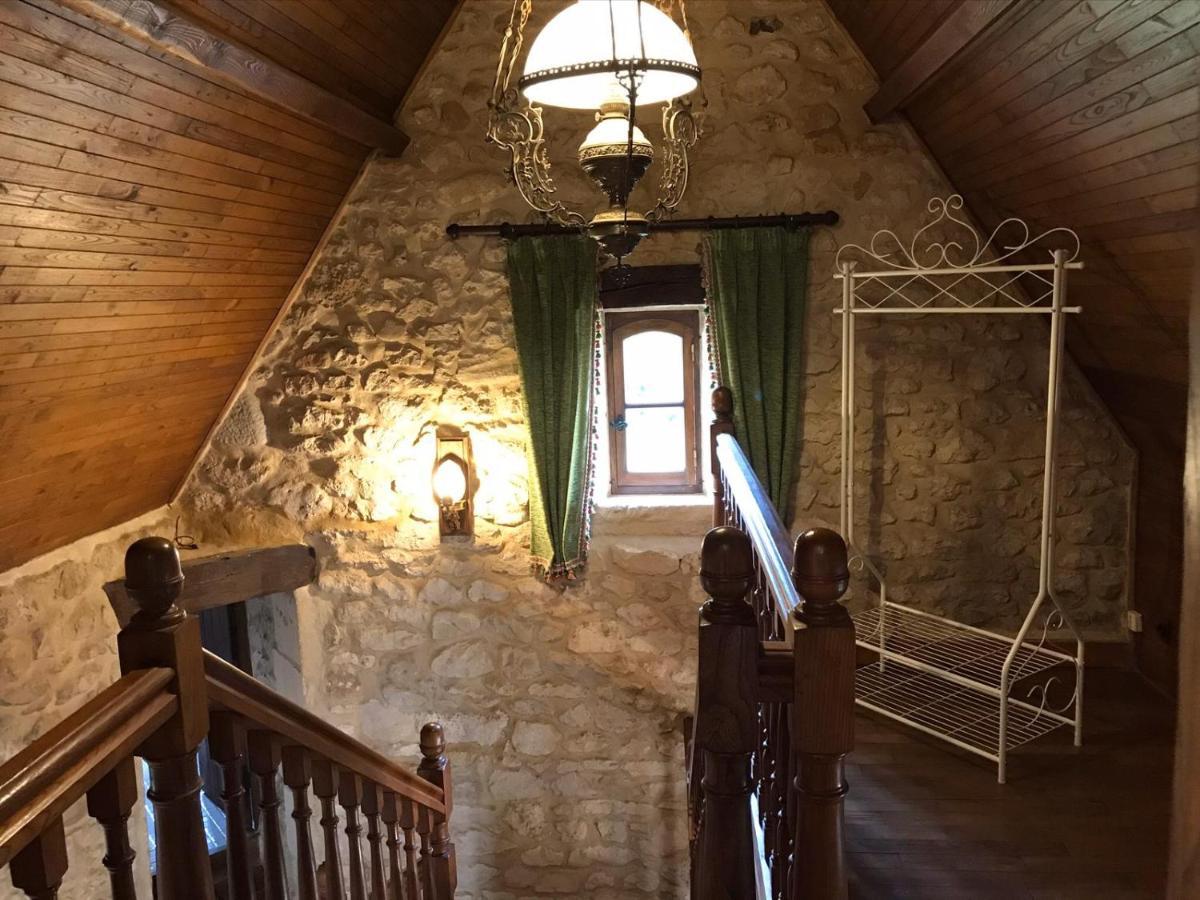 Le Petit Chateau - Adults Only Property Le Bugue Eksteriør bilde