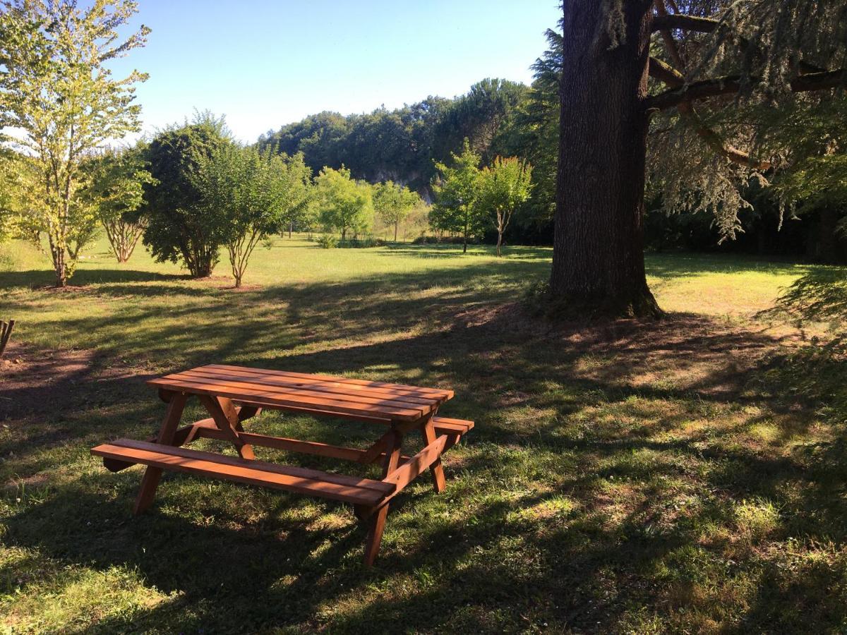 Le Petit Chateau - Adults Only Property Le Bugue Eksteriør bilde