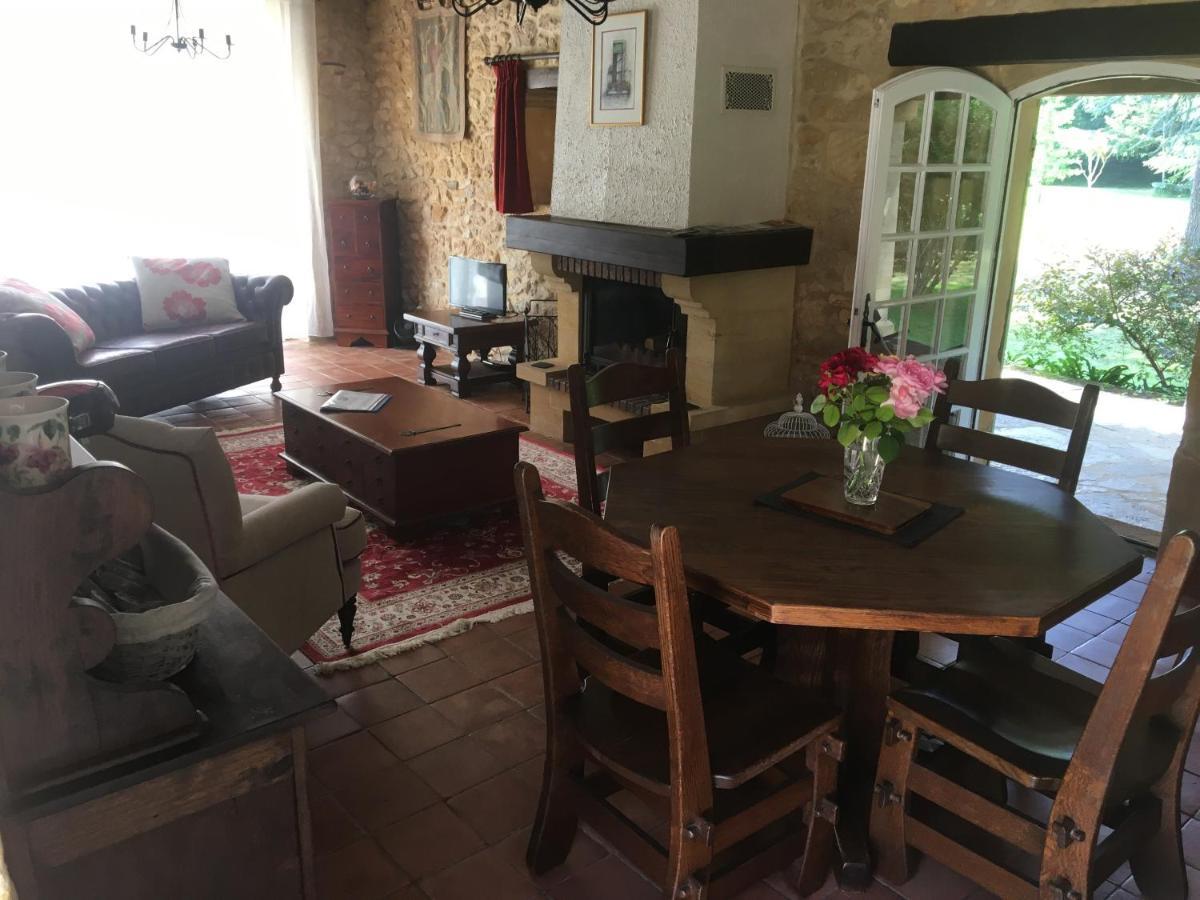 Le Petit Chateau - Adults Only Property Le Bugue Eksteriør bilde