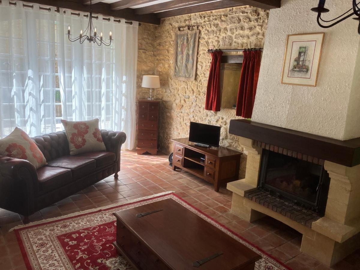 Le Petit Chateau - Adults Only Property Le Bugue Eksteriør bilde