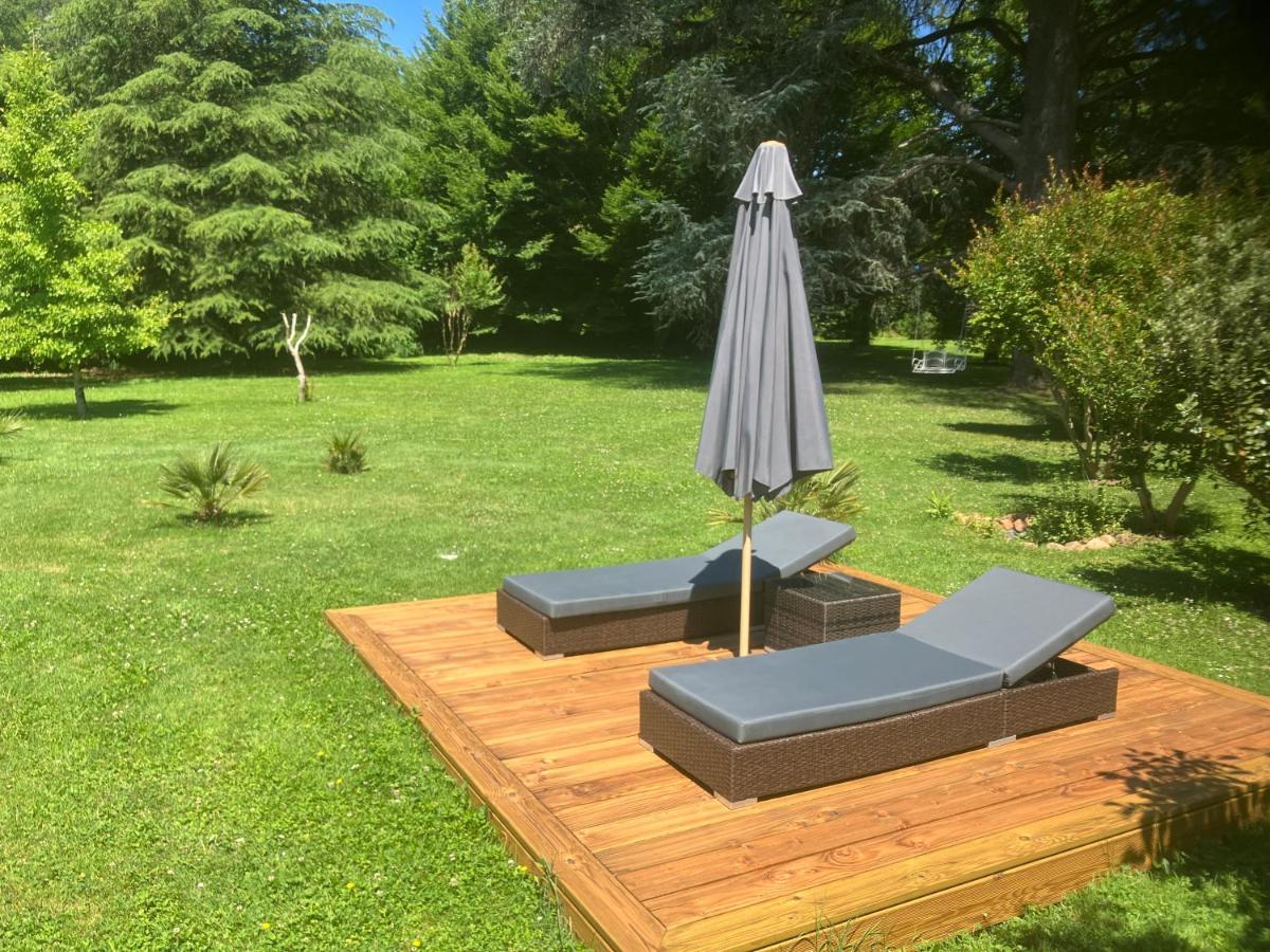 Le Petit Chateau - Adults Only Property Le Bugue Eksteriør bilde