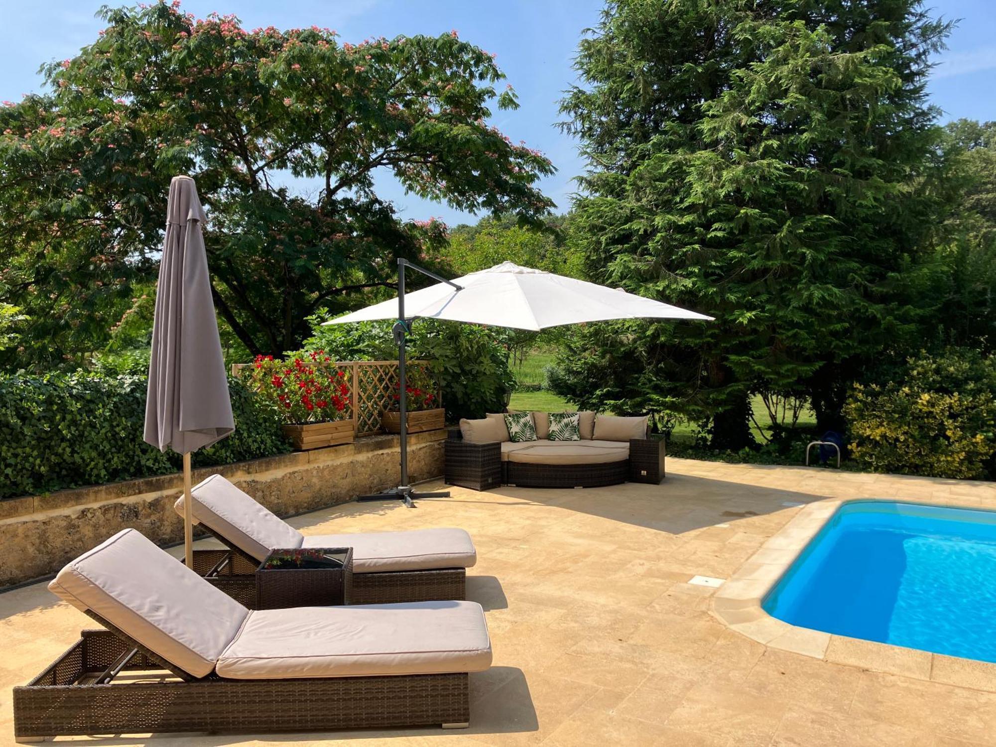 Le Petit Chateau - Adults Only Property Le Bugue Eksteriør bilde