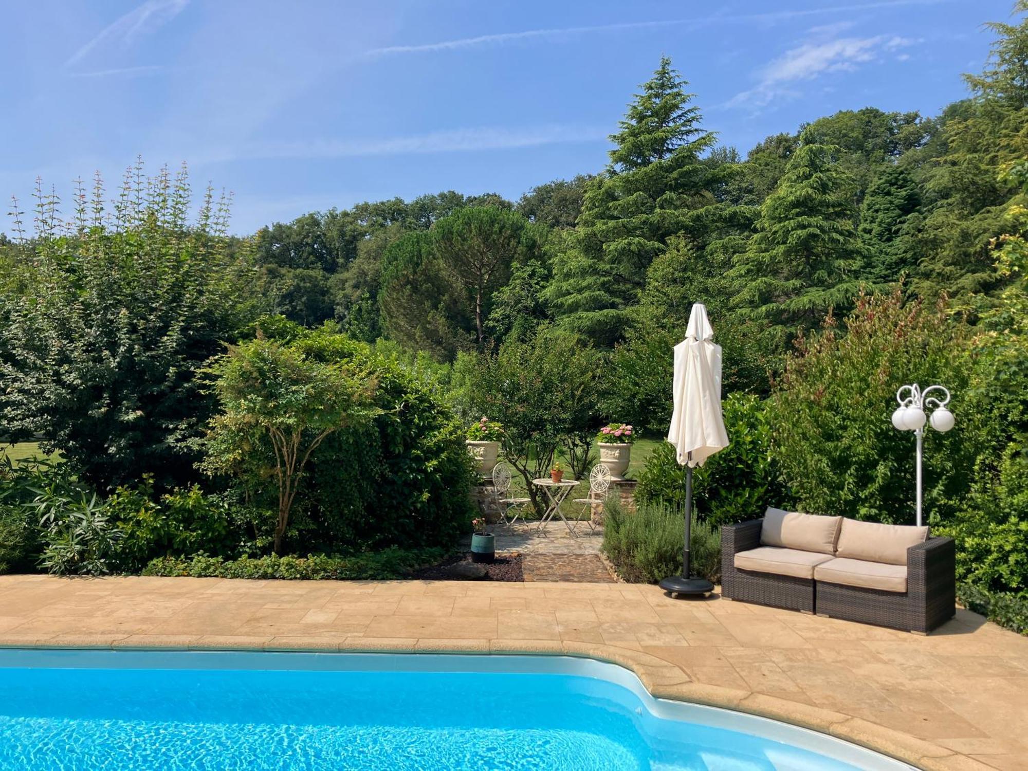 Le Petit Chateau - Adults Only Property Le Bugue Eksteriør bilde